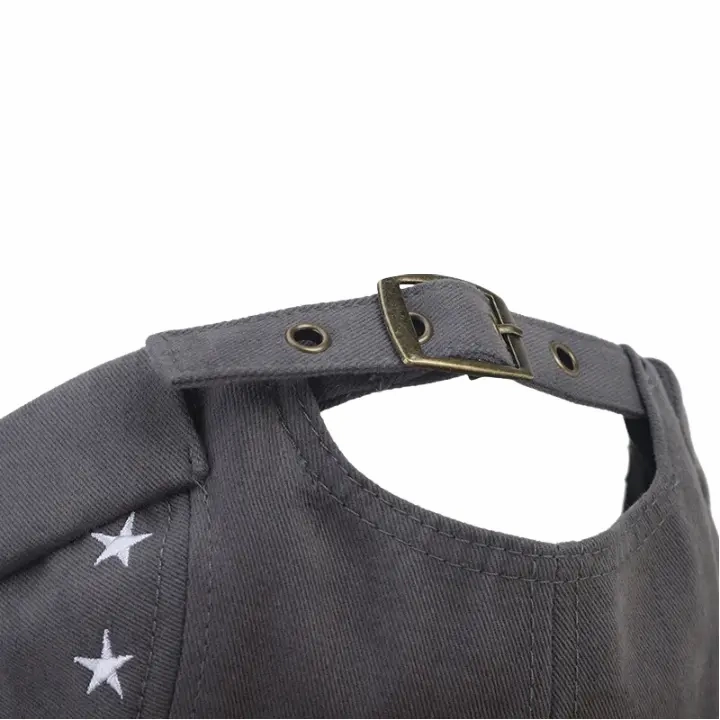 7 Stars Classic Docker Cap