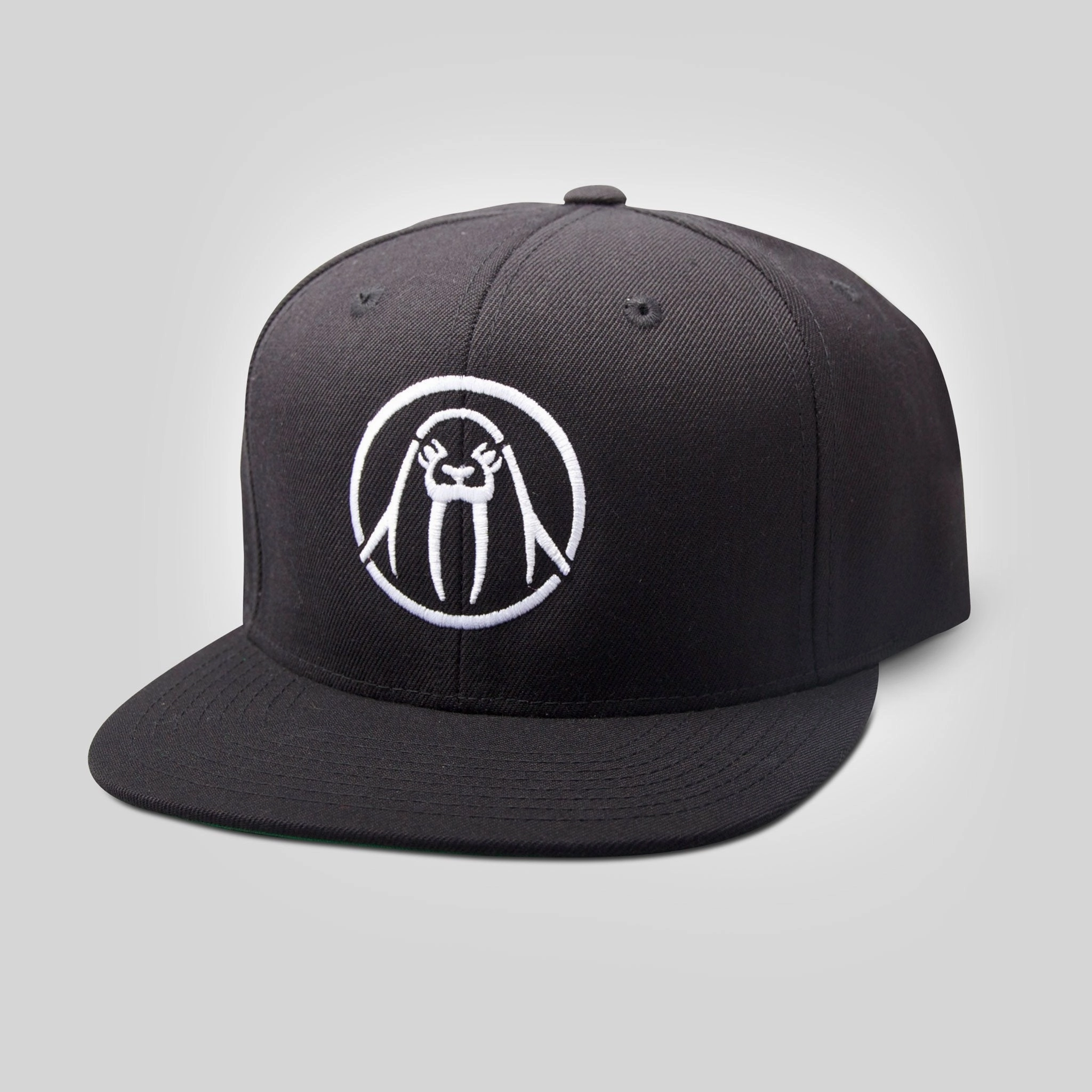 Circle Logo Snapback - Black