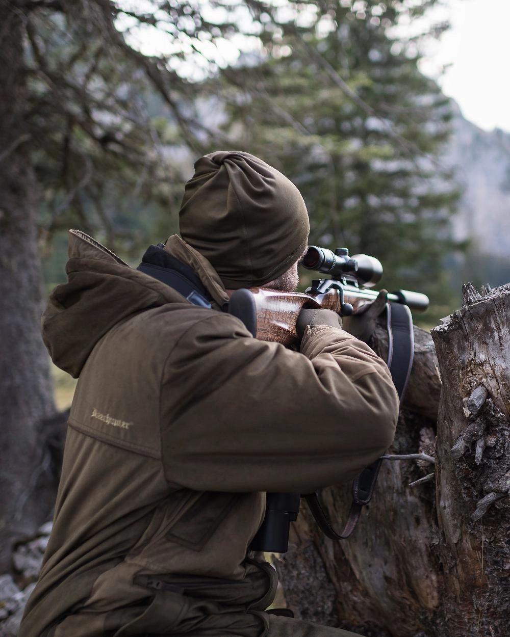 Deerhunter Rusky Silent Necktube