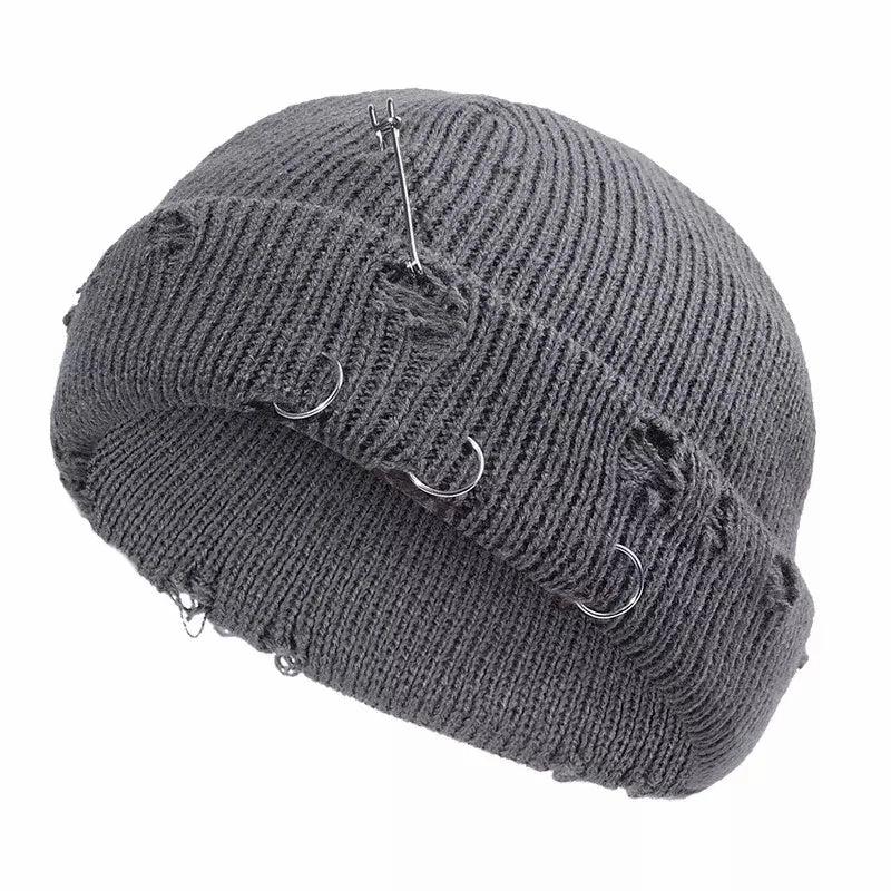 Downtown Metal Rings Short Docker Beanie
