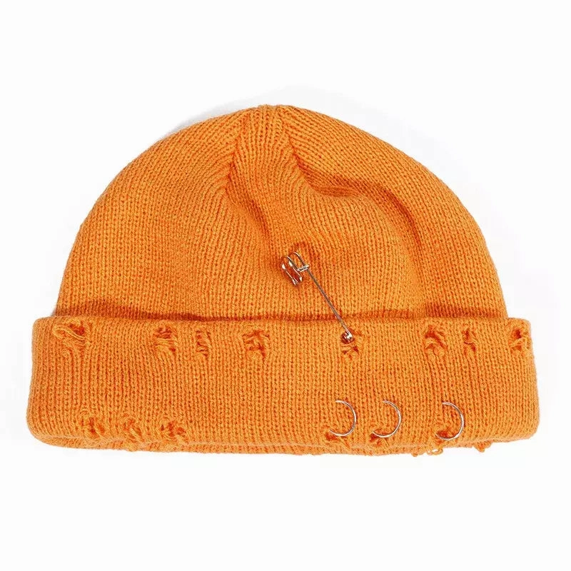 Downtown Metal Rings Short Docker Beanie