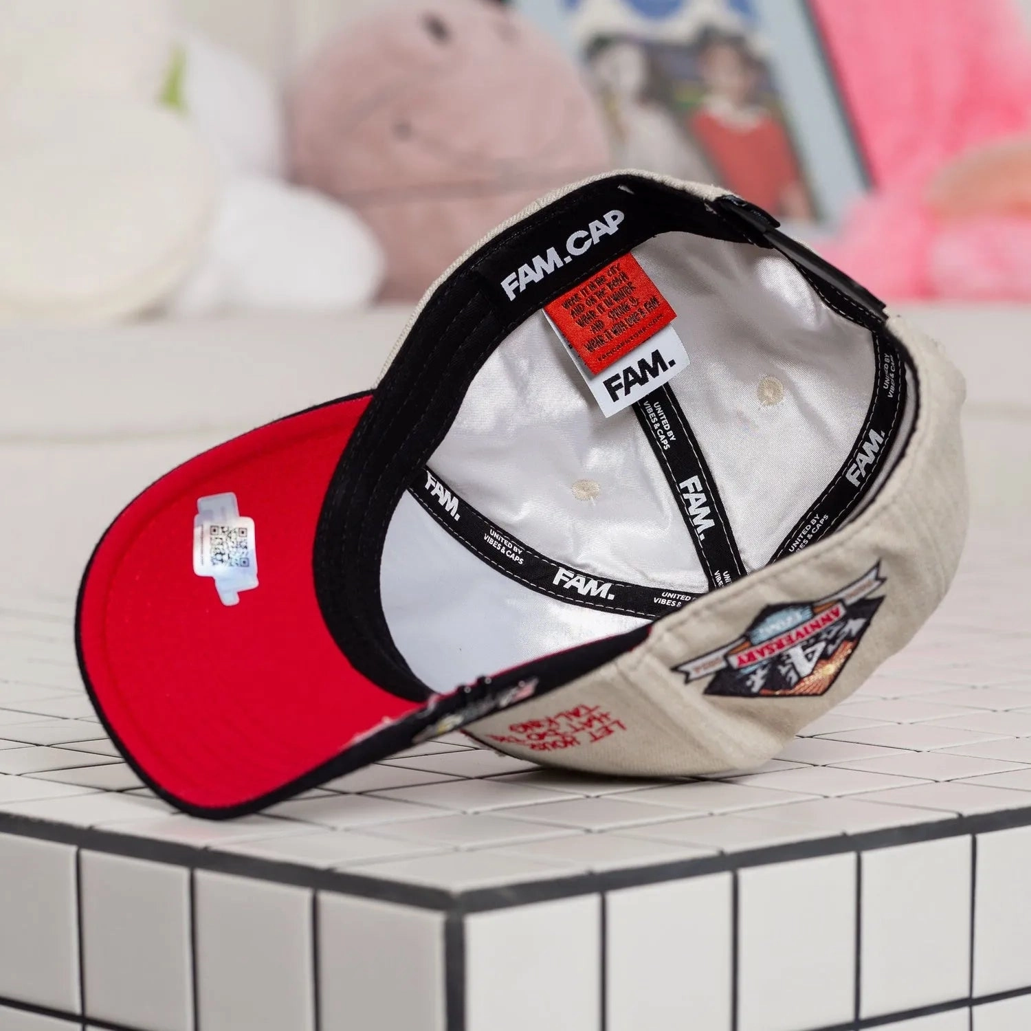 FAM.CAP SNAPBACK "A" CAP 4TH ANNIVERSARY TWO TONE / RED UV