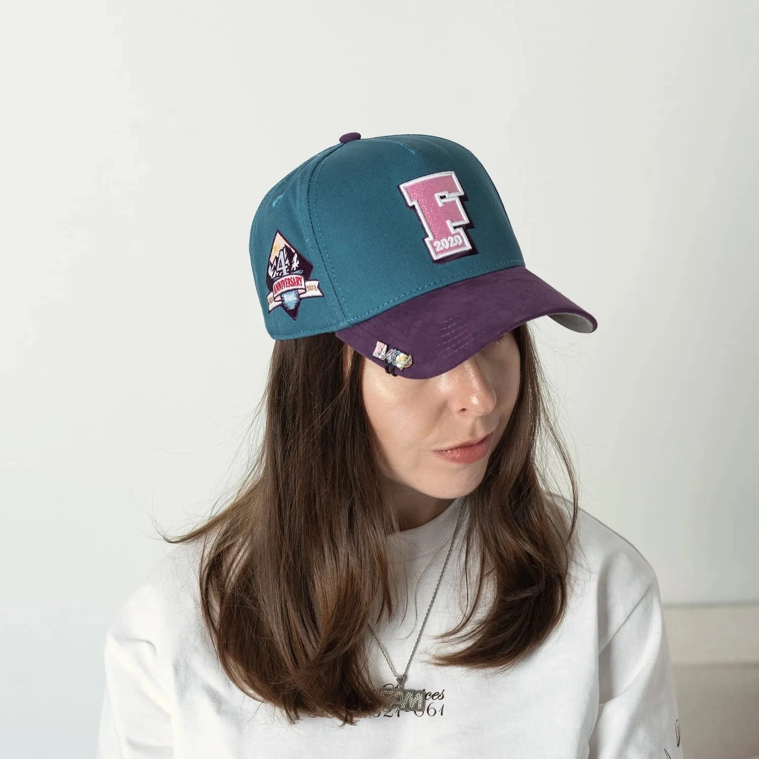 FAM.CAP SNAPBACK "F" CAP 4TH ANNIVERSARY TWO TONE / GREY UV