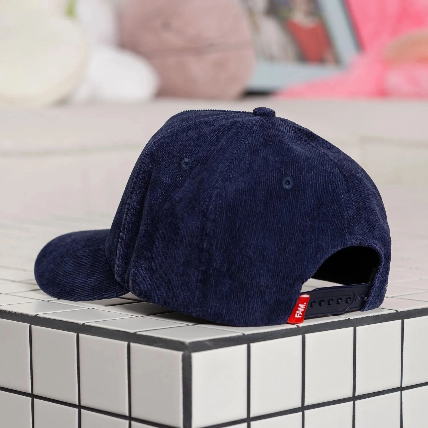 FAM.CAP SNAPBACK "P" CAP 4TH ANNIVERSARY NAVY CORDUROY / GREY UV