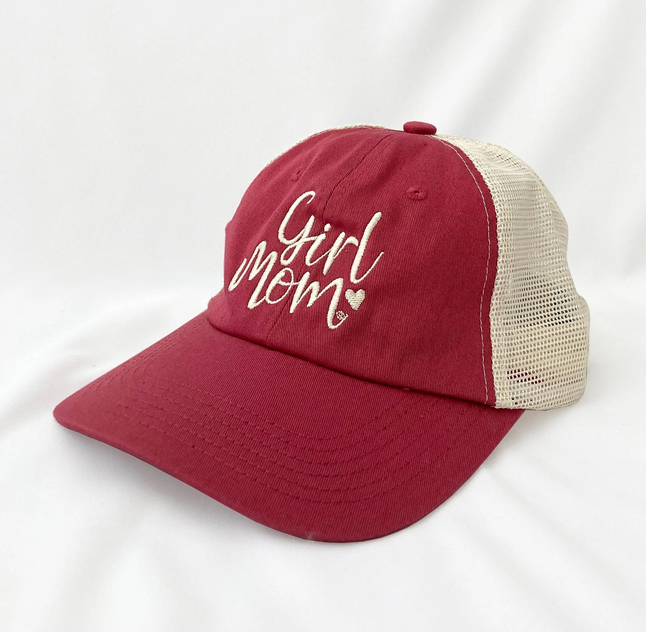 Girlmom? Heart Beach Wash Mesh Back Cap