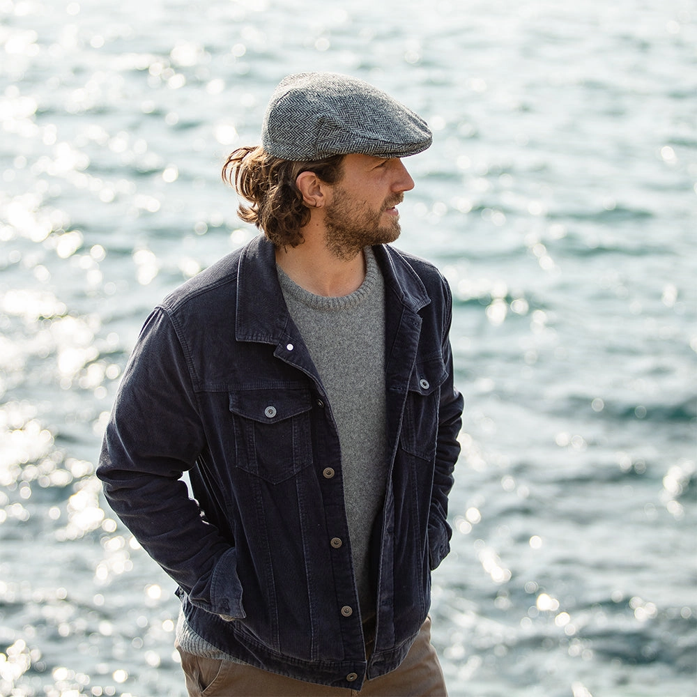 HARRIS TWEED Herringbone Kinloch Flat Cap - Black-Grey