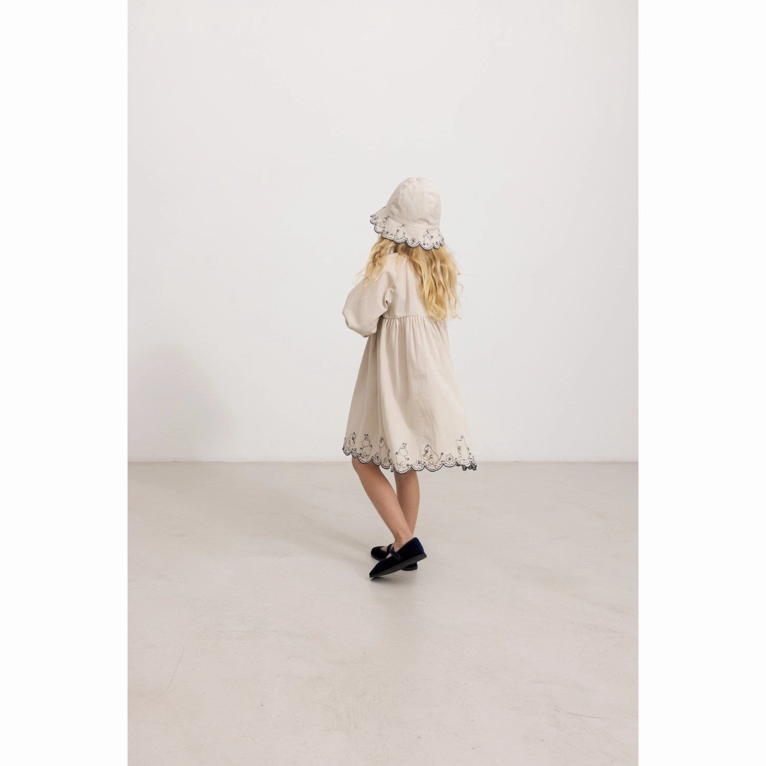 MarMar Cotton Texture Dancing Moomins Adrianna B Hat
