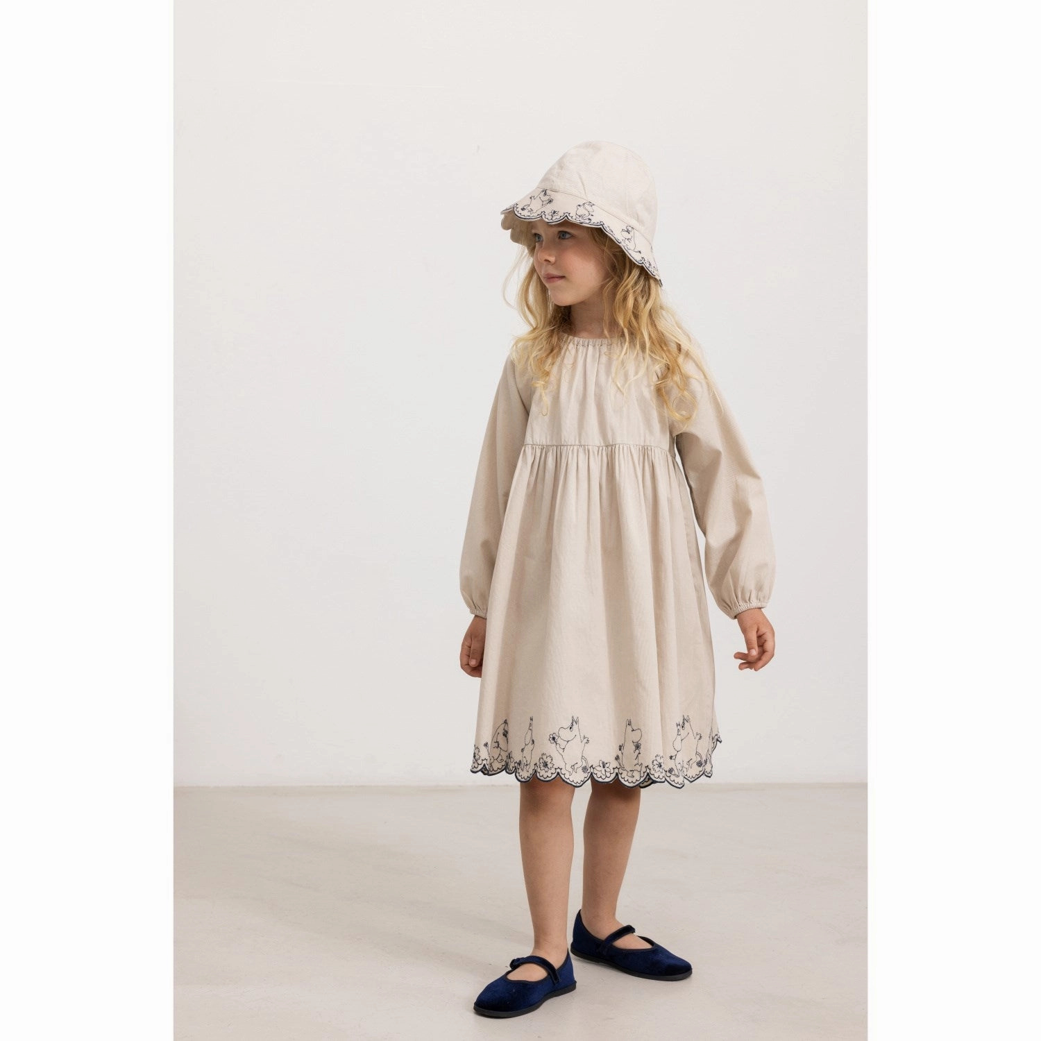 MarMar Cotton Texture Dancing Moomins Adrianna B Hat