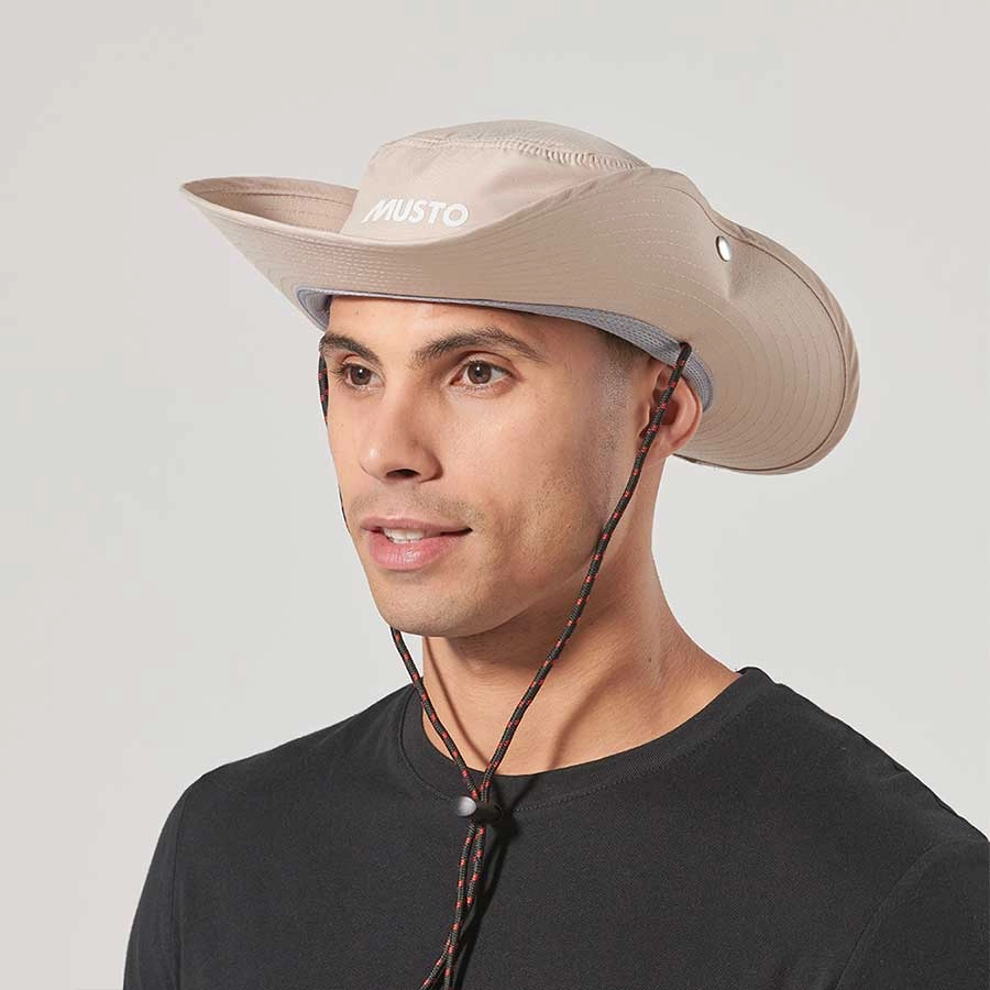Musto Evolution Fast Dry Brimmed Hat