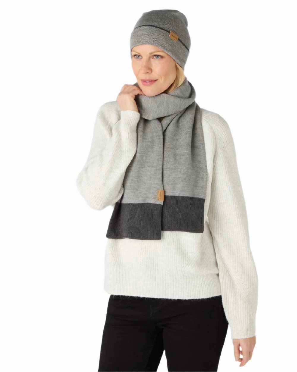 Musto Tipped Beanie & Scarf Gift Set