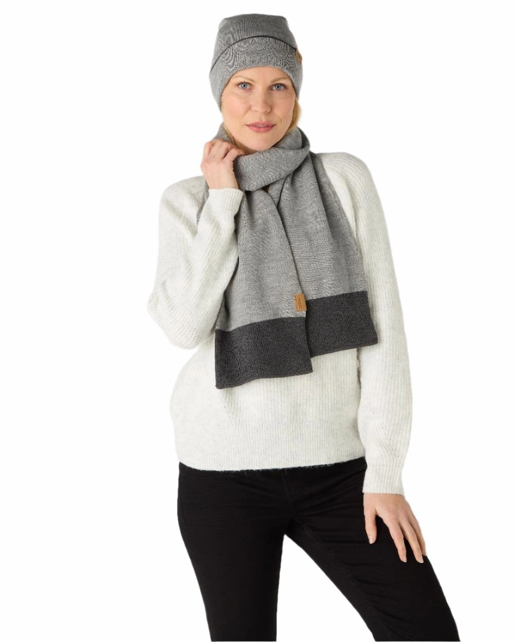 Musto Tipped Beanie & Scarf Gift Set