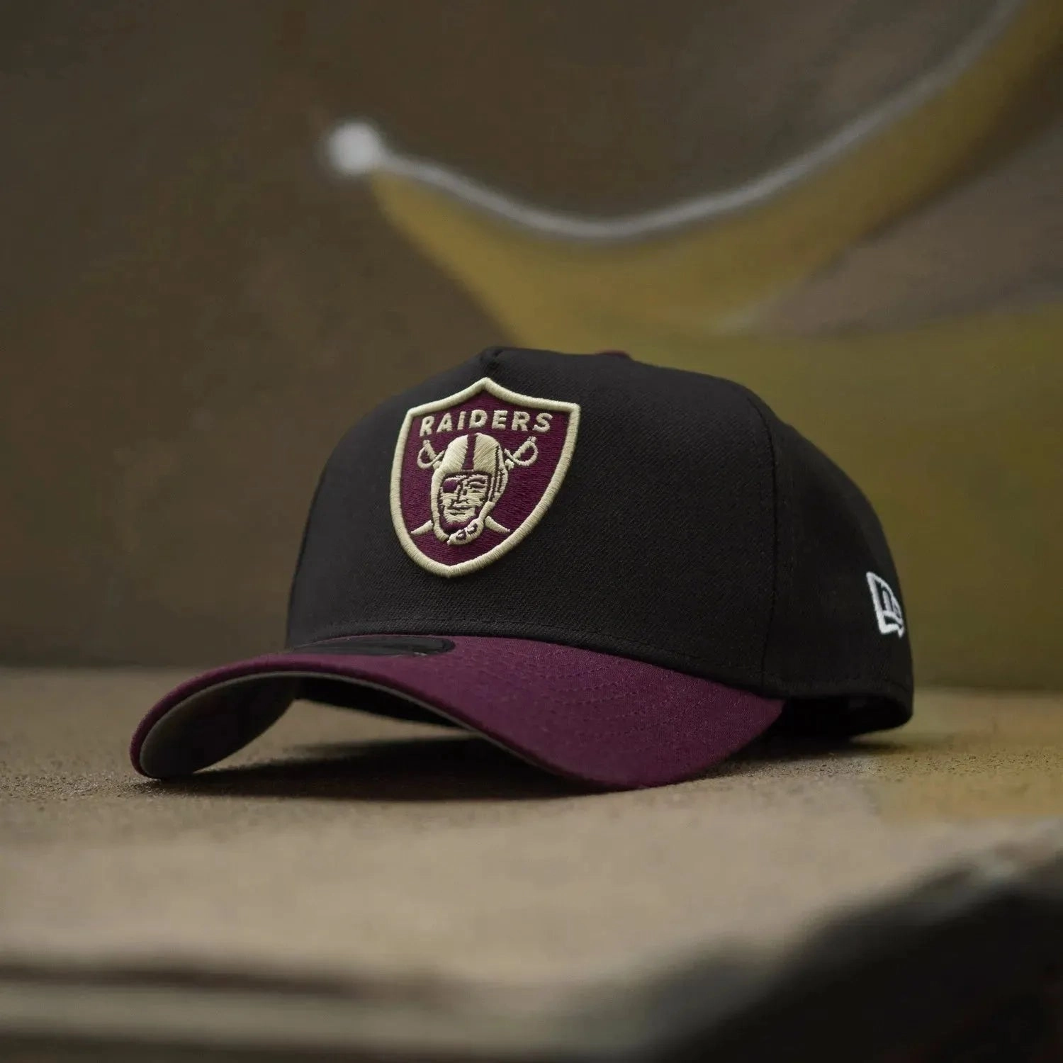 NEW ERA 9FORTY A-FRAME LAS VEGAS RAIDERS RAIDERS PATCH TWO TONE / GREY UV SNAPBACK