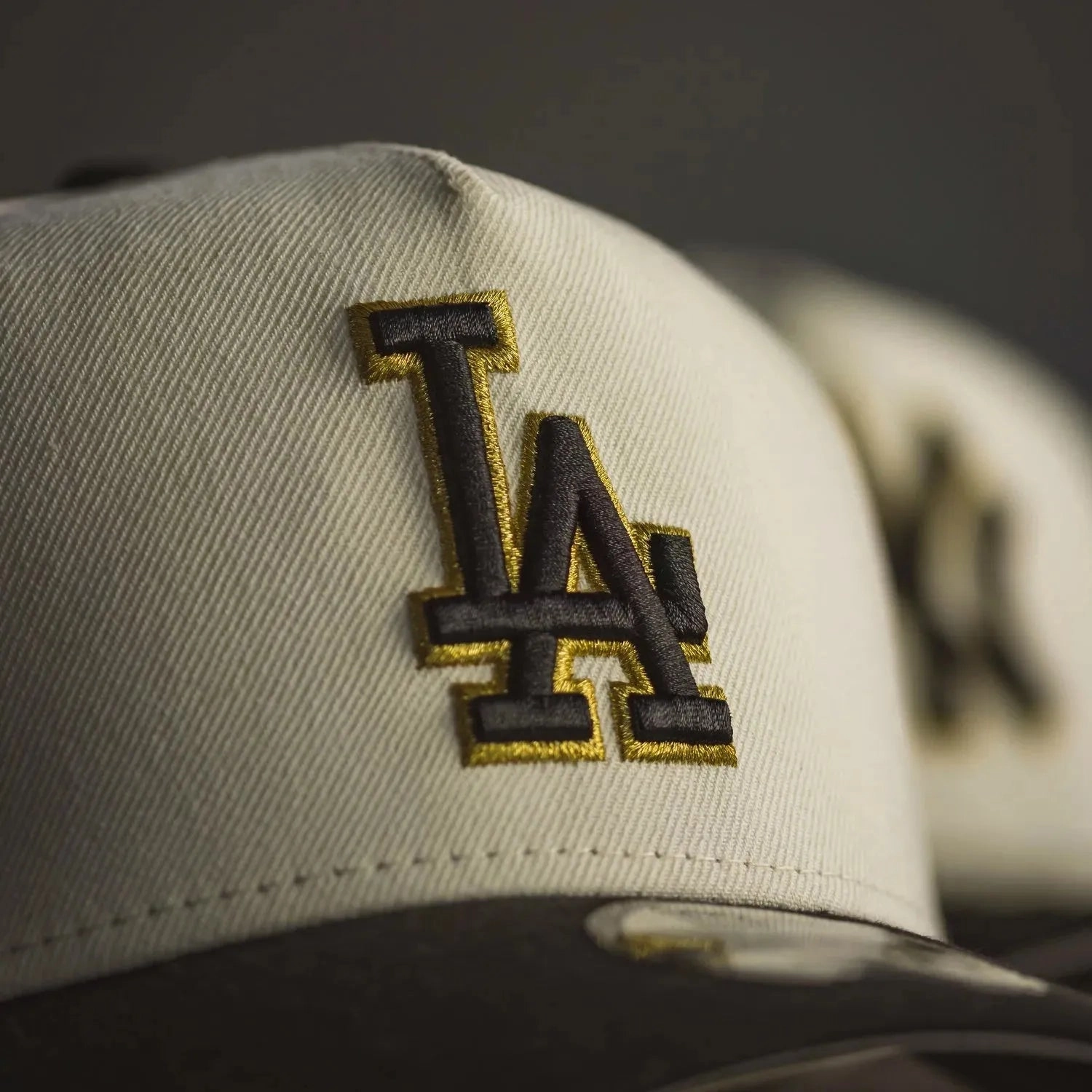 NEW ERA 9FORTY A-FRAME LOS ANGELES DODGERS 100TH ANNIVERSARY TWO TONE / GREY UV SNAPBACK