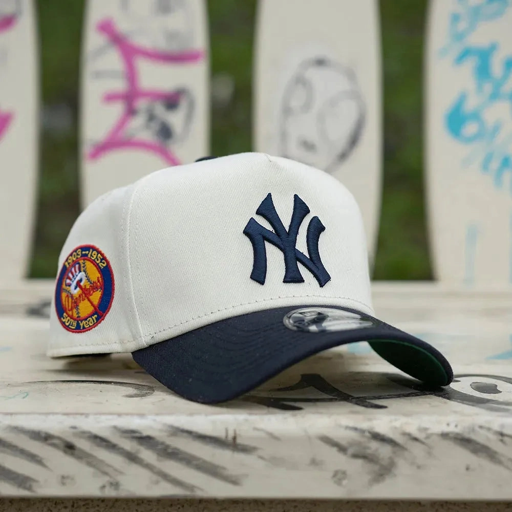 NEW ERA 9FORTY A-FRAME MLB NEW YORK YANKEES 50TH ANNIVERSARY TWO TONE / KELLY GREEN UV SNAPBACK