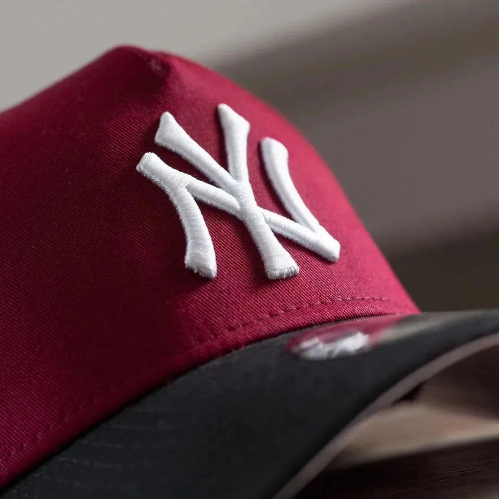NEW ERA 9FORTY A-FRAME MLB NEW YORK YANKEES WORLD SERIES 1996 TWO TONE / PINK UV SNAPBACK CAP