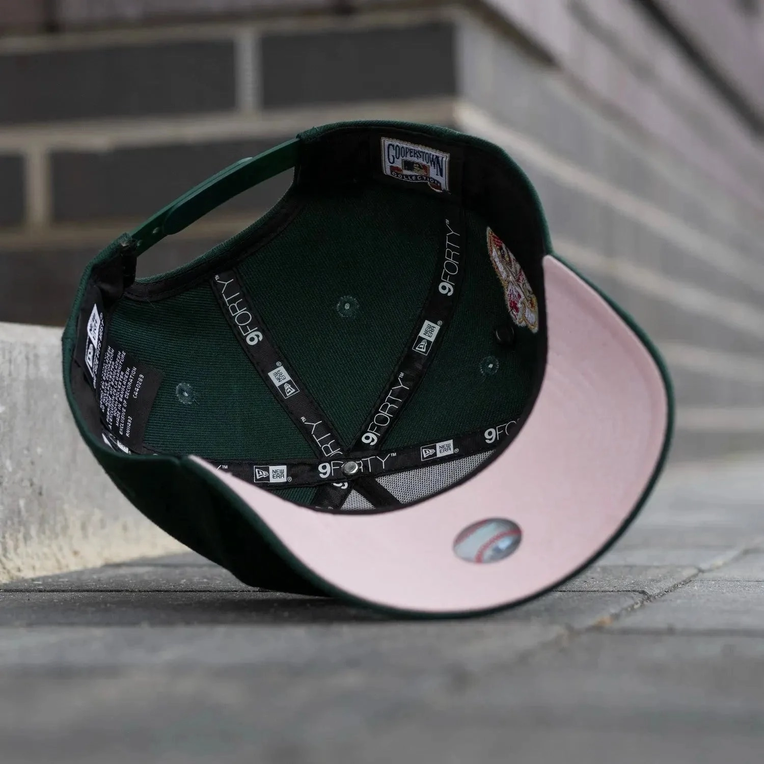 NEW ERA 9FORTY A-FRAME MLB PITTSBURGH PIRATES ALL STAR GAME 2006 DARK GREEN / PINK UV SNAPBACK CAP