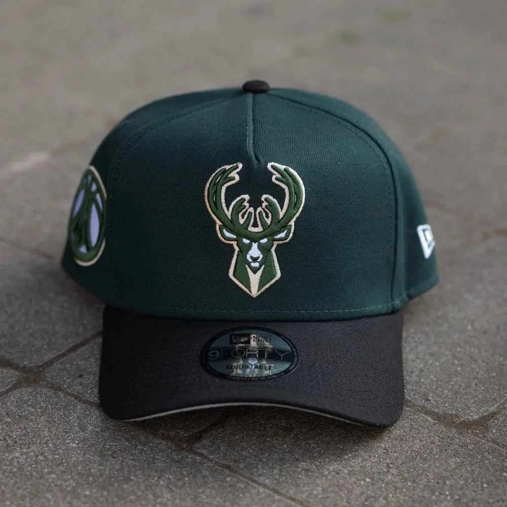 NEW ERA 9FORTY A-FRAME NBA MILWAUKEE BUCKS TWO TONE / GREY UV SNAPBACK