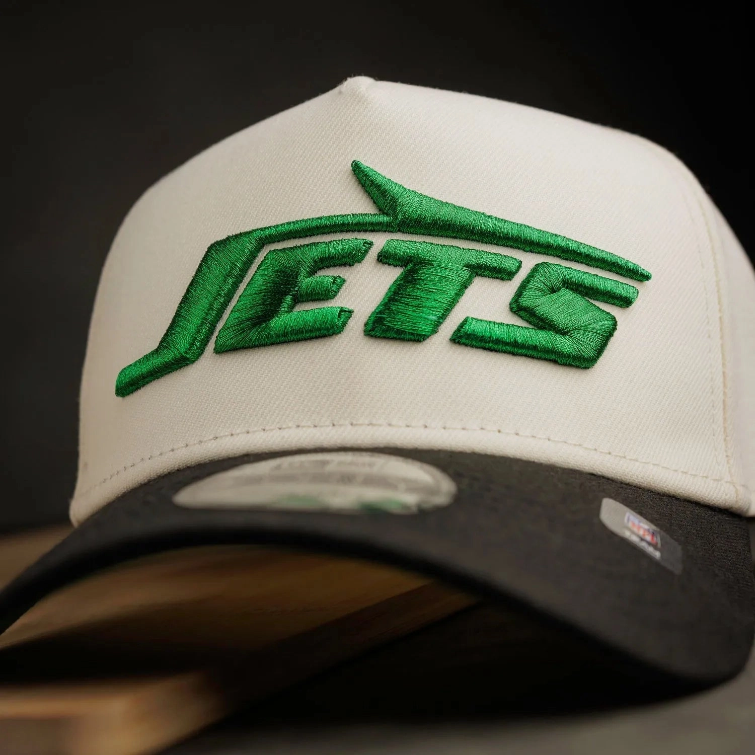 NEW ERA 9FORTY A-FRAME NFL NEW YORK JETS 50 SEASONS TWO TONE / KELLY GREEN UV CAP