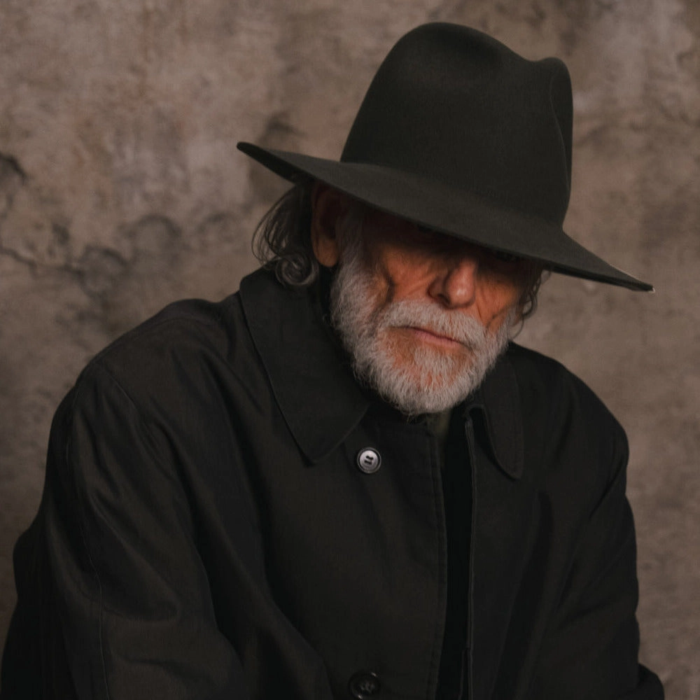 TRAVELERS HAT