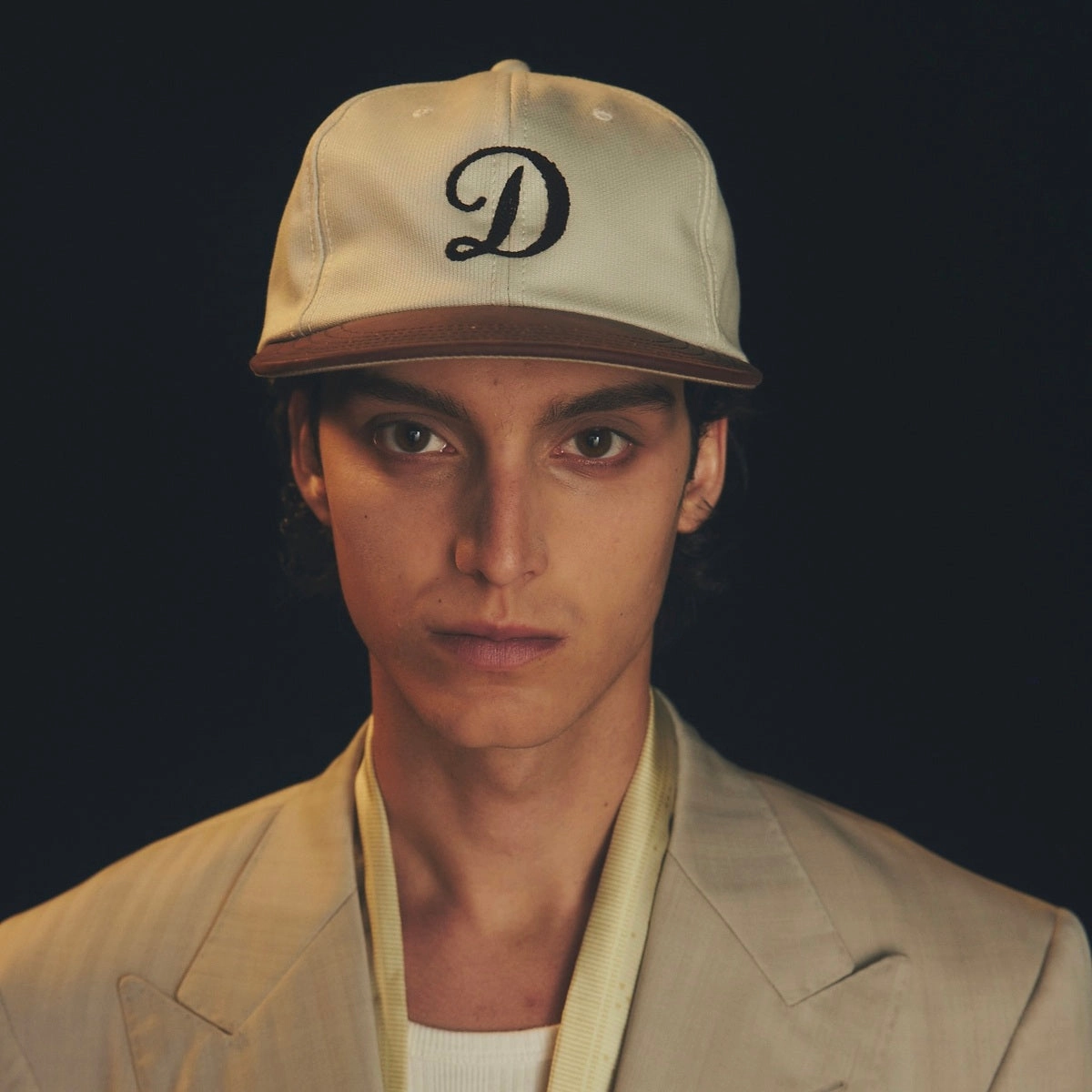 TWO TONE CAP