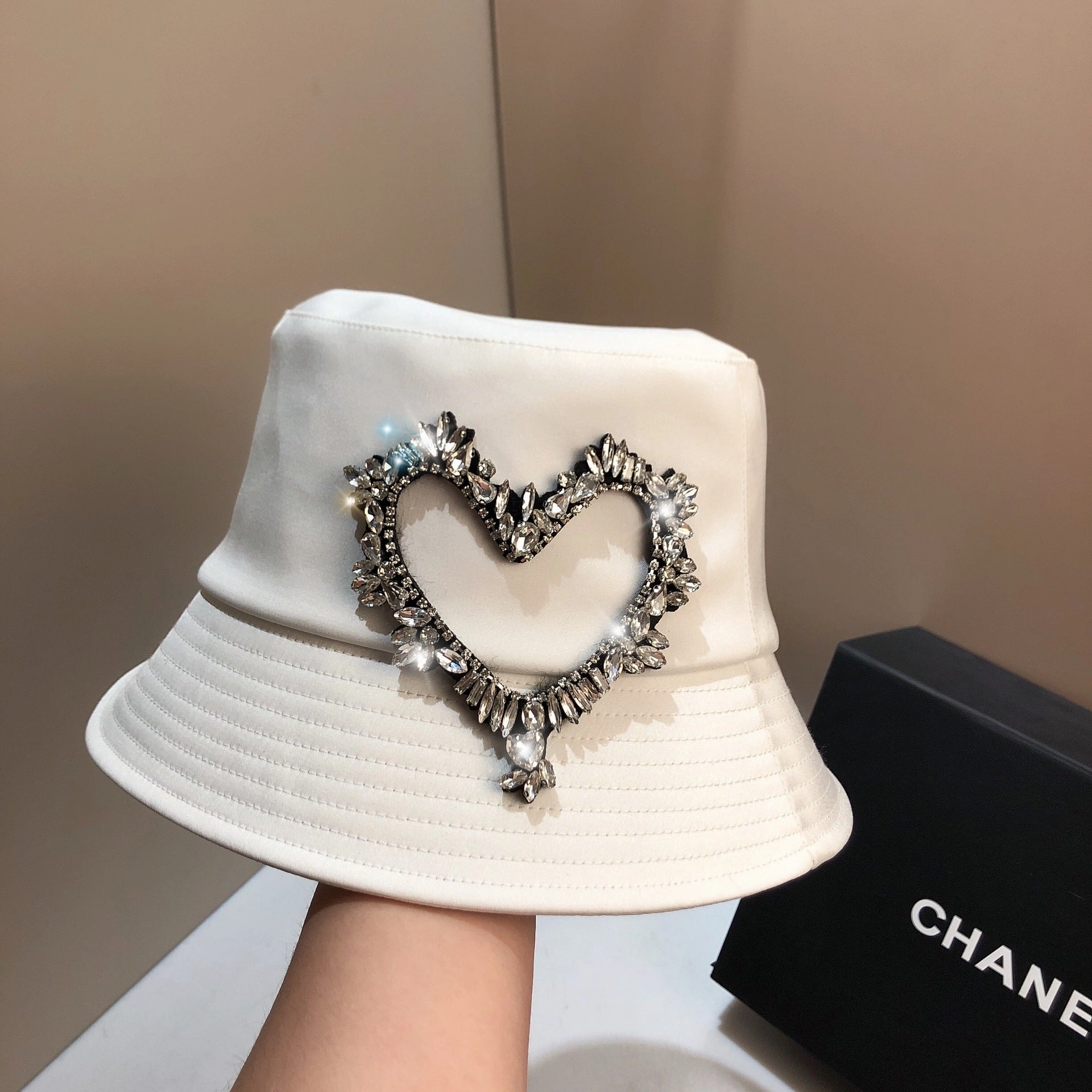 Wholesale Black Love Fisherman Hat Basin Hat