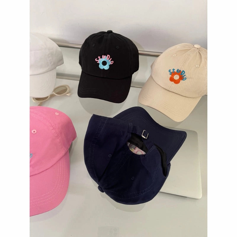 Wholesale Contrast Color Small Flower STUDIO Embroidery Soft Top Baseball Cap