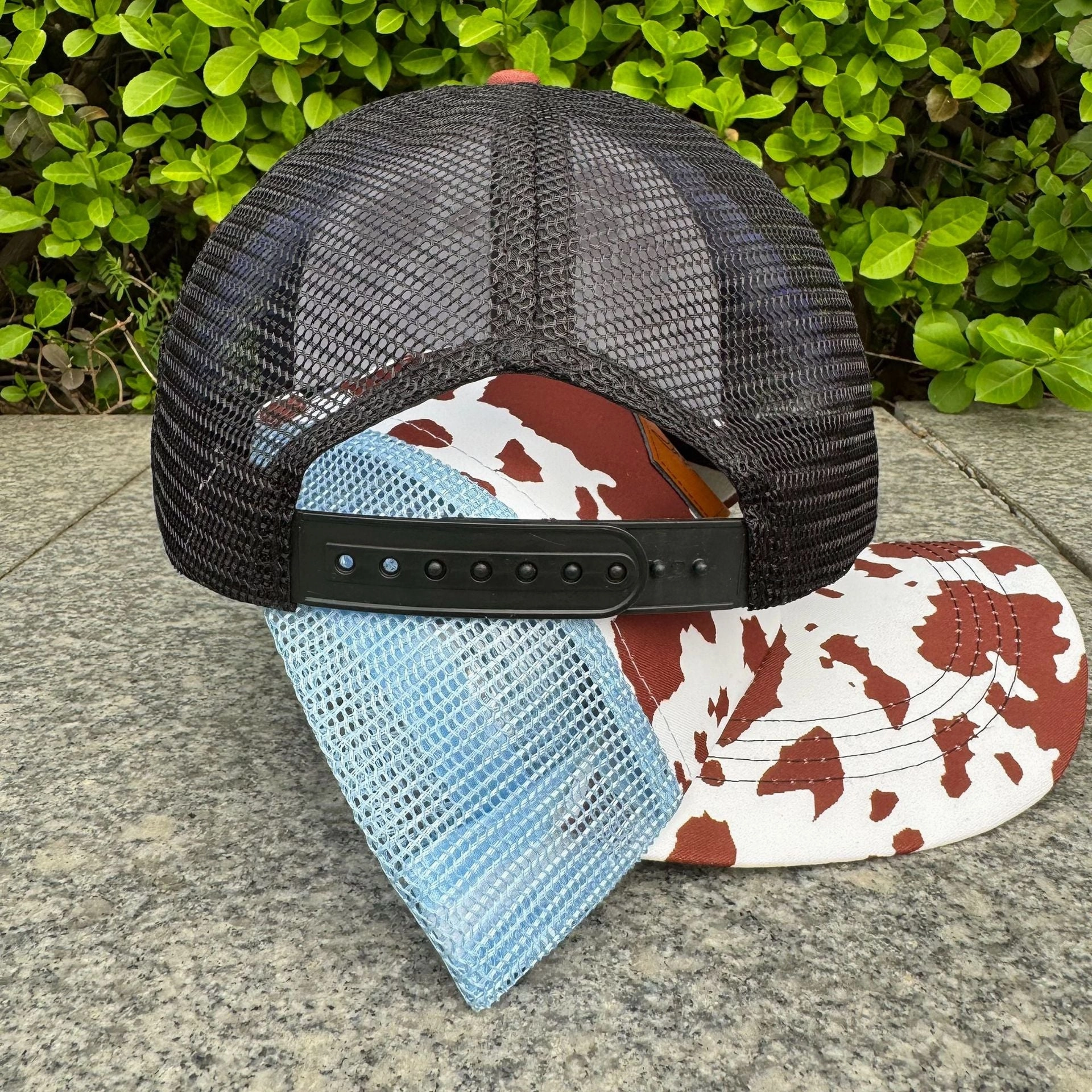 Wholesale Cowhide Leather Label Breathable Mesh Outdoor Travel Sun Protection Cap