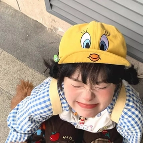 Wholesale Cute yellow duck embroidered baseball cap