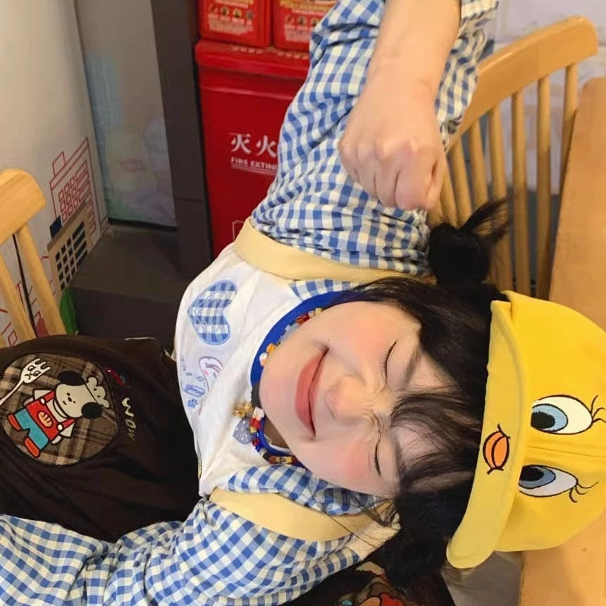 Wholesale Cute yellow duck embroidered baseball cap