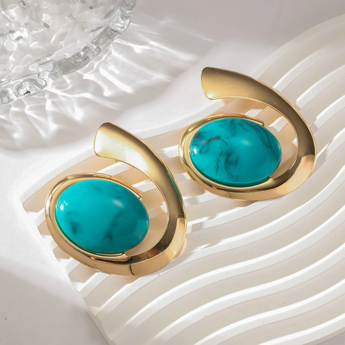Wholesale Exaggerated personality turquoise alloy earrings