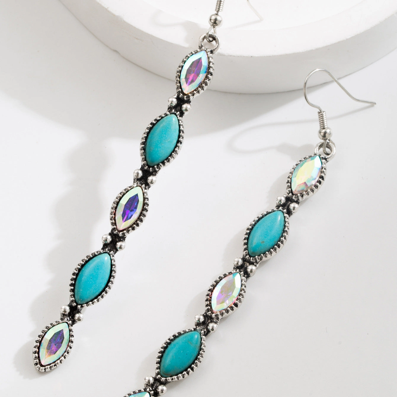 Wholesale Exaggerated Vintage Oval Turquoise Hollow Leopard Leather Earrings