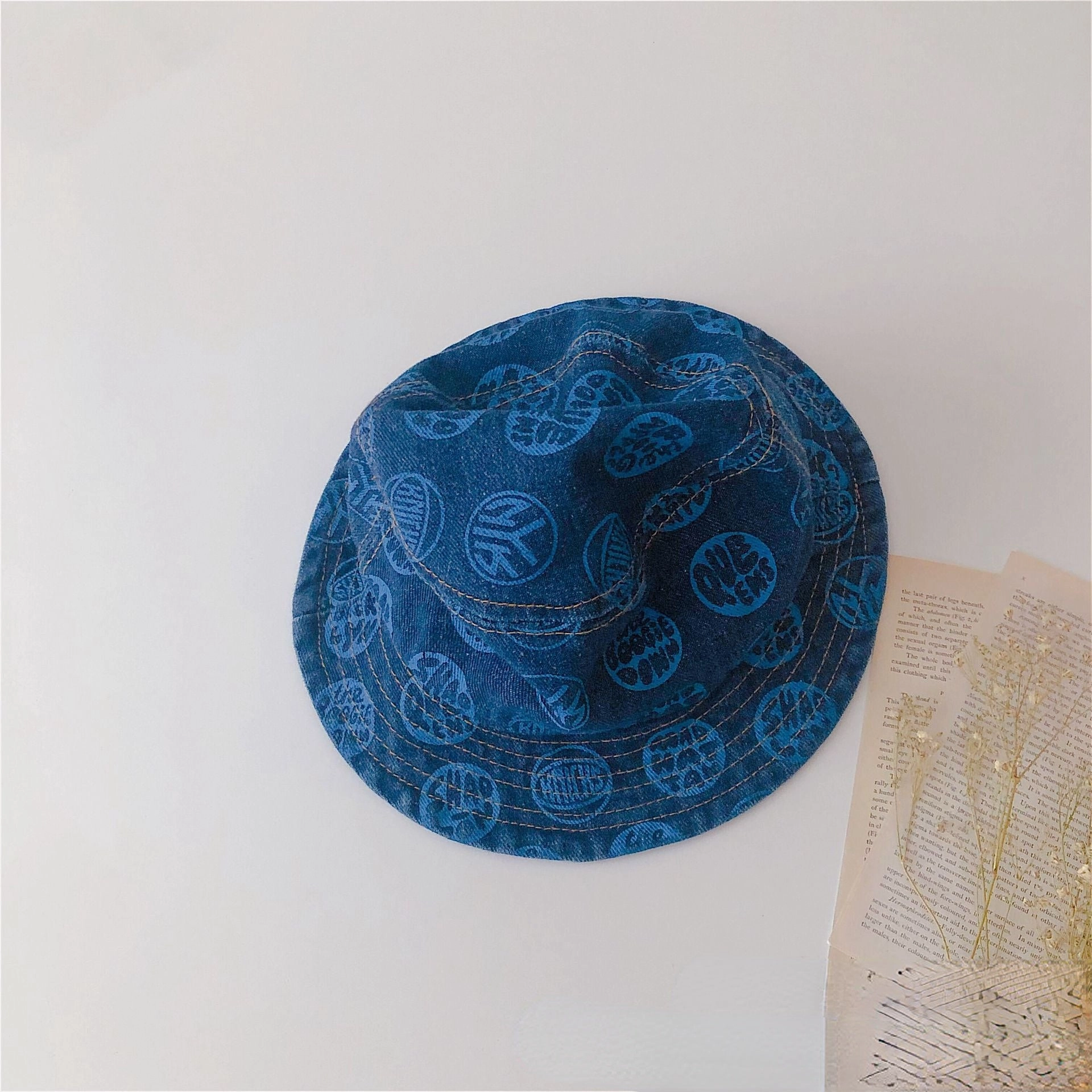 Wholesale Graffiti Letter Flat-top Cowboy Fisherman Hat