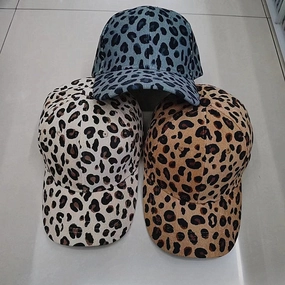 Wholesale Leopard Print Curved Brim Fashion Corduroy Spring and Autumn Warm Sunshade Youth Sports Hat