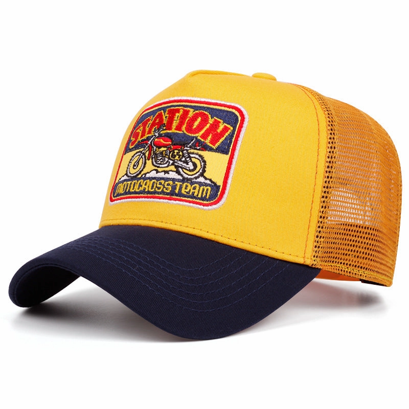 Wholesale Retro Bull Head Motorcycle Baseball Cap Sun Visor Breathable Trucker Cap