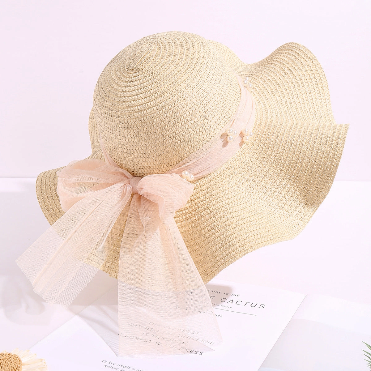 Wholesale Straw Woven Summer New Round Top Sunscreen Fisherman Hat 10pcs