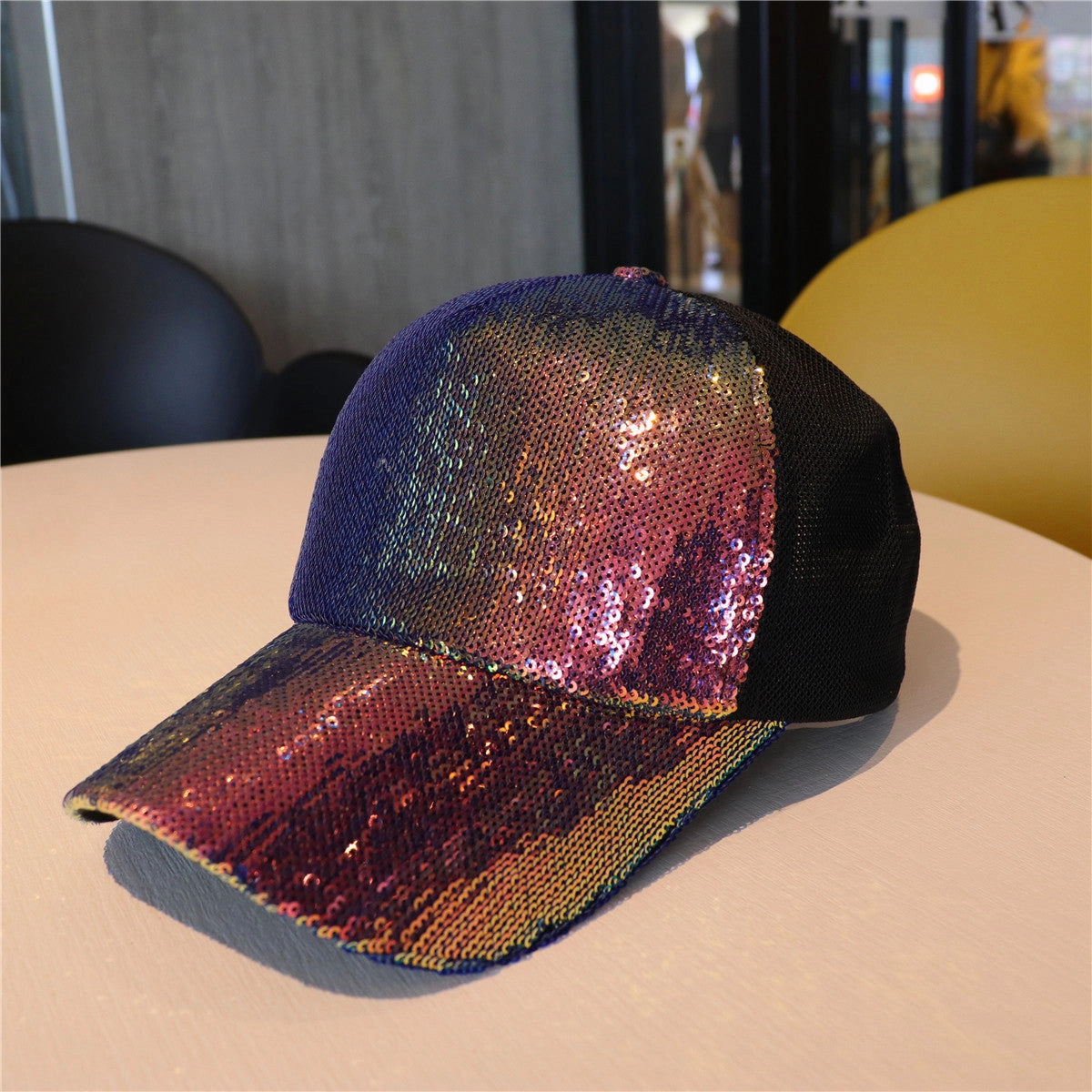 Wholesale Summer mesh sequin hat women's breathable sun hat travel fashion all-match baseball cap