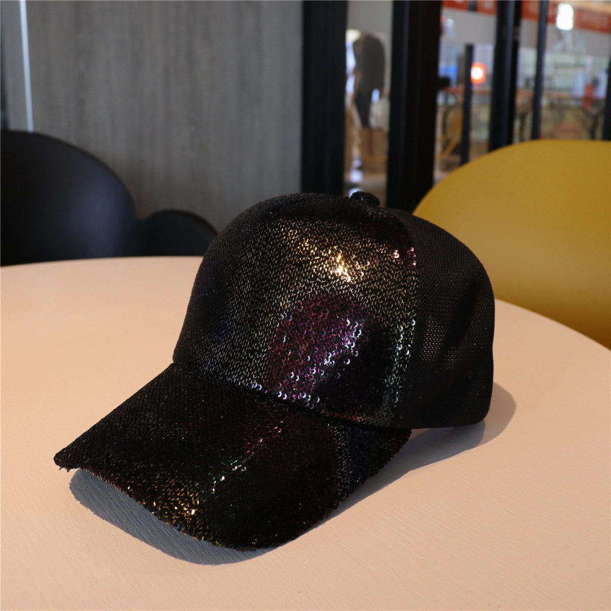 Wholesale Summer mesh sequin hat women's breathable sun hat travel fashion all-match baseball cap