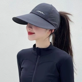Wholesale Sun protection hat for women in summer with enlarged brim, light, breathable and quick-drying cap